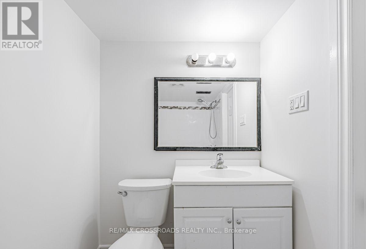 111 Elgin Street W, Oshawa, Ontario  L1G 1S5 - Photo 38 - E13083868