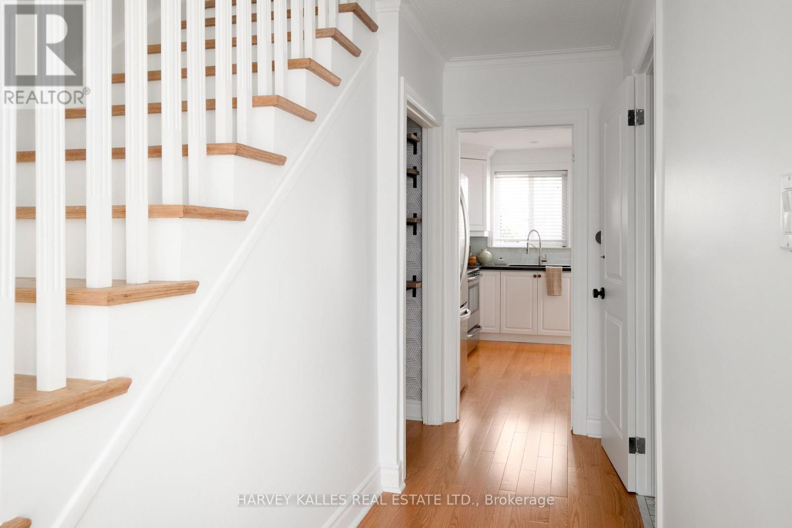 354 Highfield Road, Toronto, Ontario  M4L 2V6 - Photo 33 - E13090628
