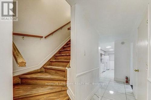 31 Corbett Drive, Barrie, Ontario  L4M 5S9 - Photo 7 - S13090610
