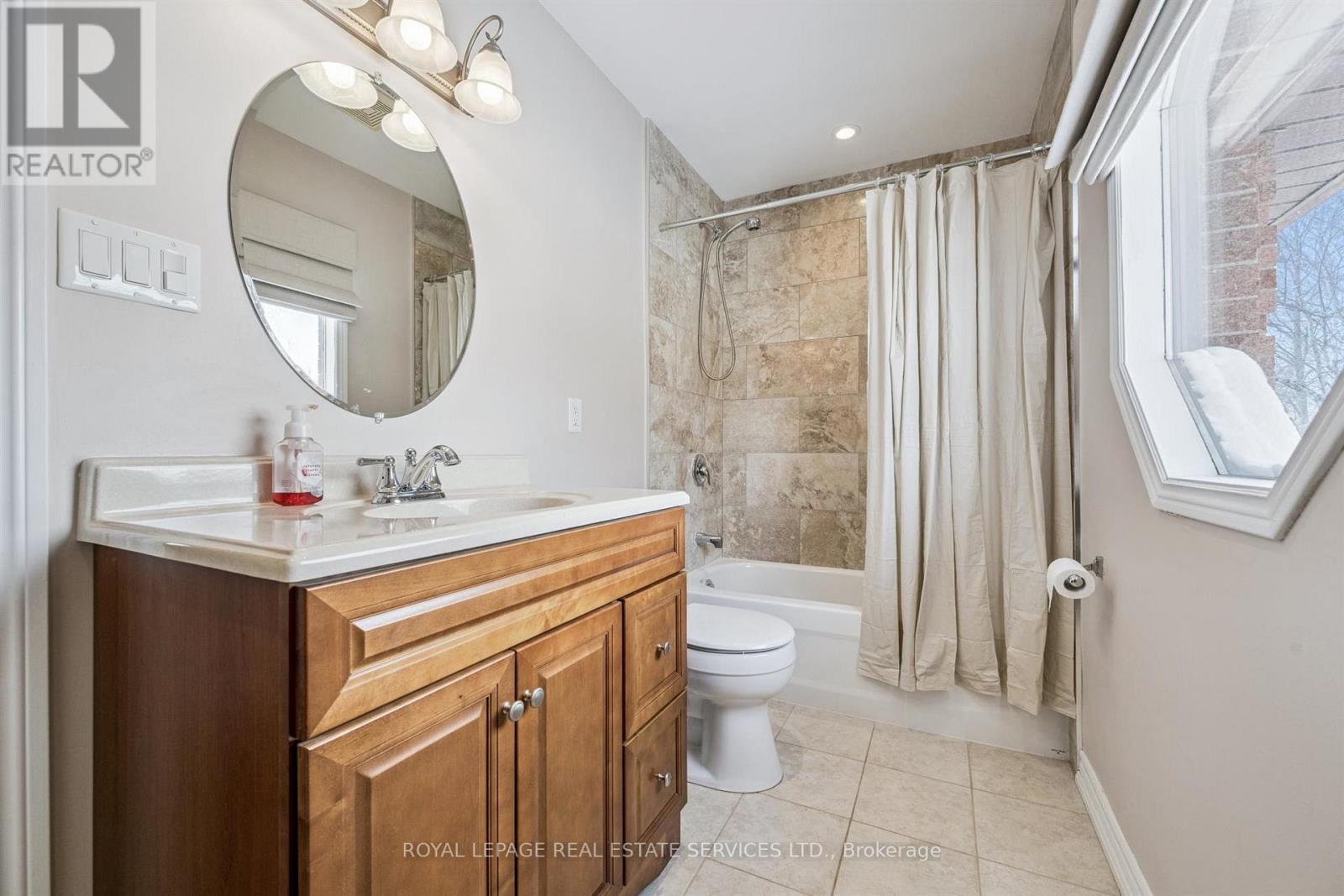 236 O'donoghue Avenue, Oakville, Ontario  L6H 3W6 - Photo 32 - W12742876