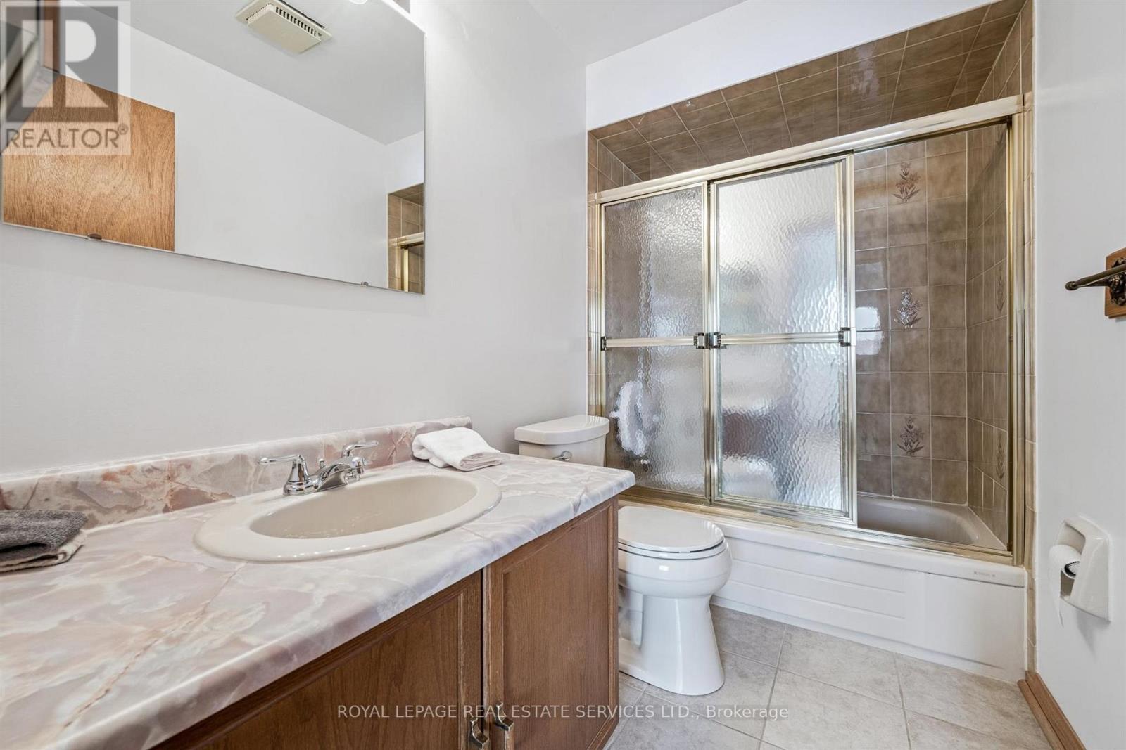 236 O'donoghue Avenue, Oakville, Ontario  L6H 3W6 - Photo 35 - W12742876