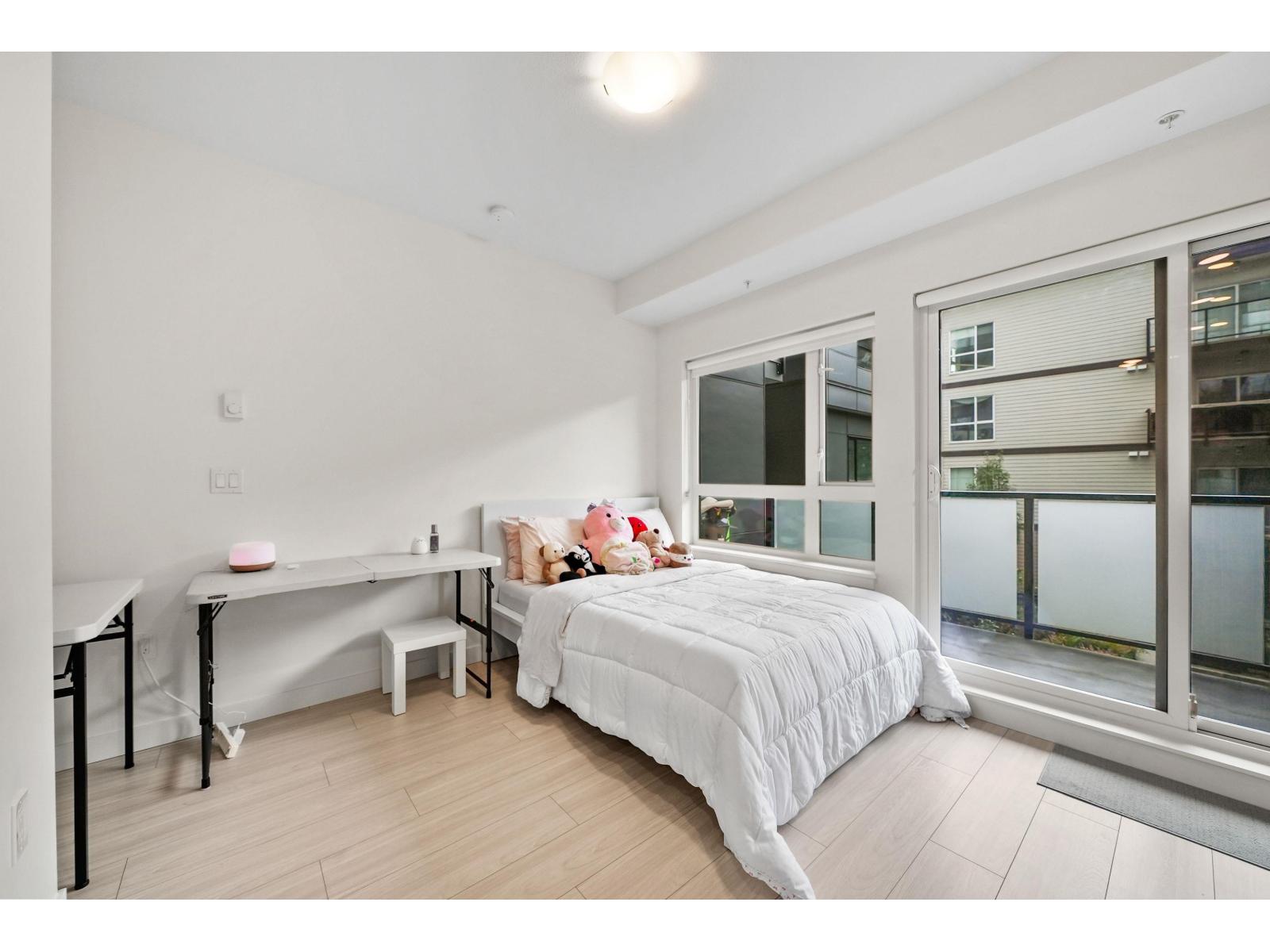 211 10777 138 Street, Surrey, British Columbia  V3T 0T5 - Photo 4 - R3120238