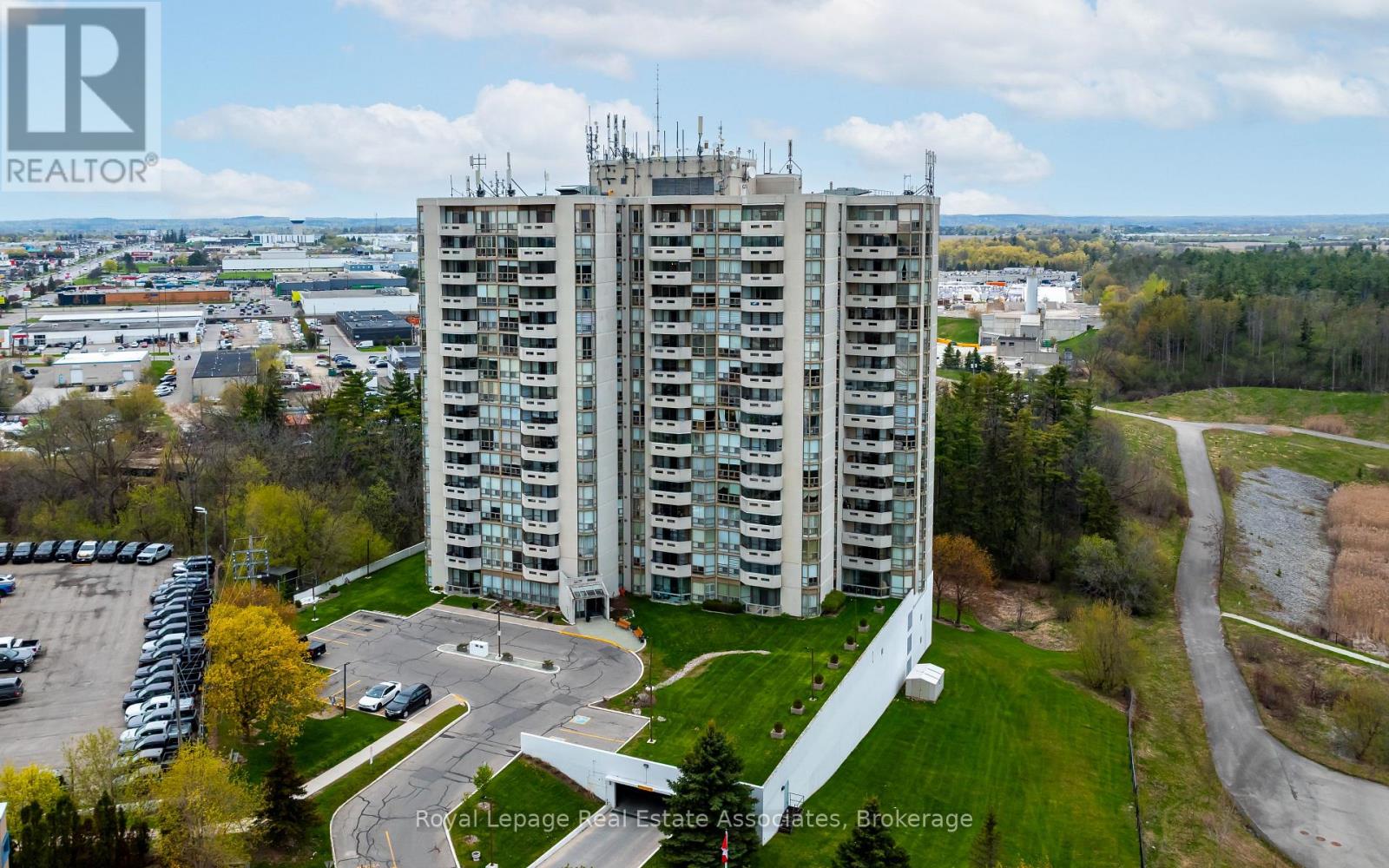 1402 - 20 Mcfarlane Drive, Halton Hills, Ontario  L7G 5J8 - Photo 48 - W13090778