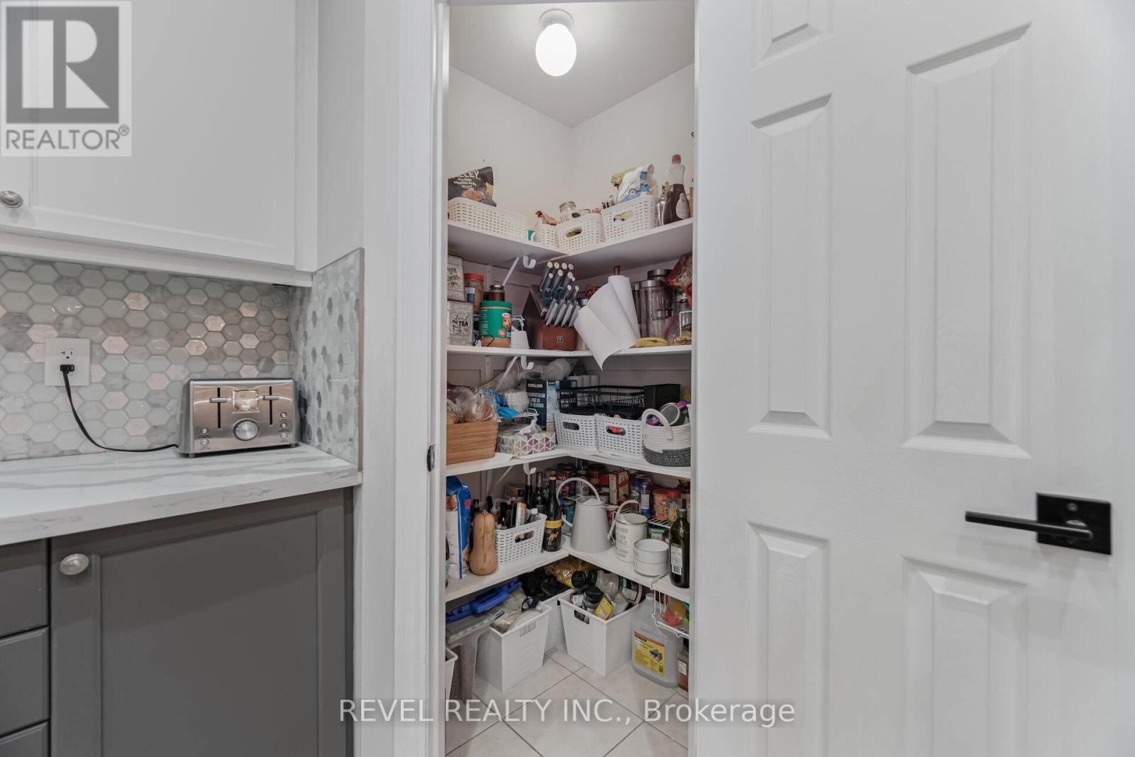 323 Bessborough Drive, Milton, Ontario  L9T 8P5 - Photo 14 - W13090828