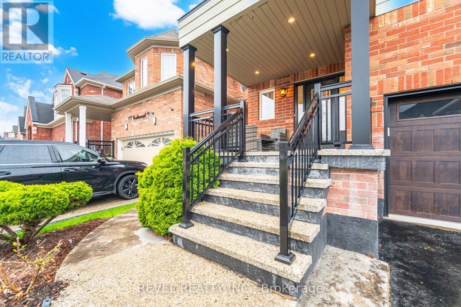 323 Bessborough Drive, Milton, Ontario  L9T 8P5 - Photo 3 - W13090828