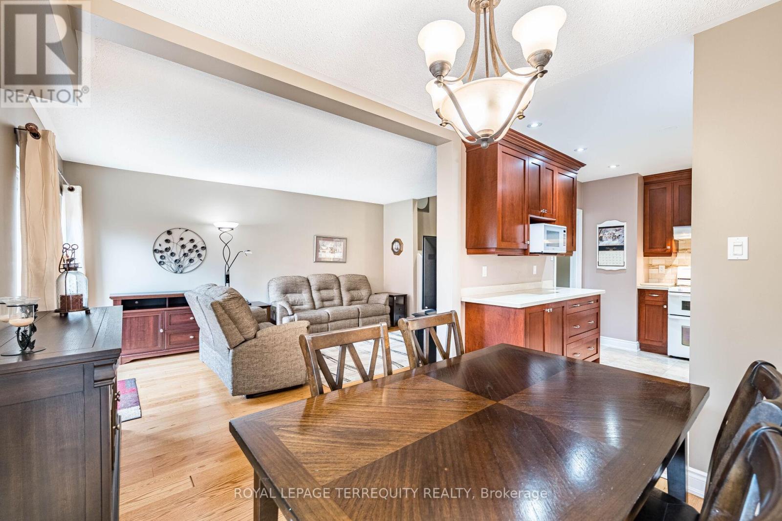 Th#15 - 1230 Gripsholm Road, Mississauga, Ontario  L4Y 2G9 - Photo 9 - W13090836