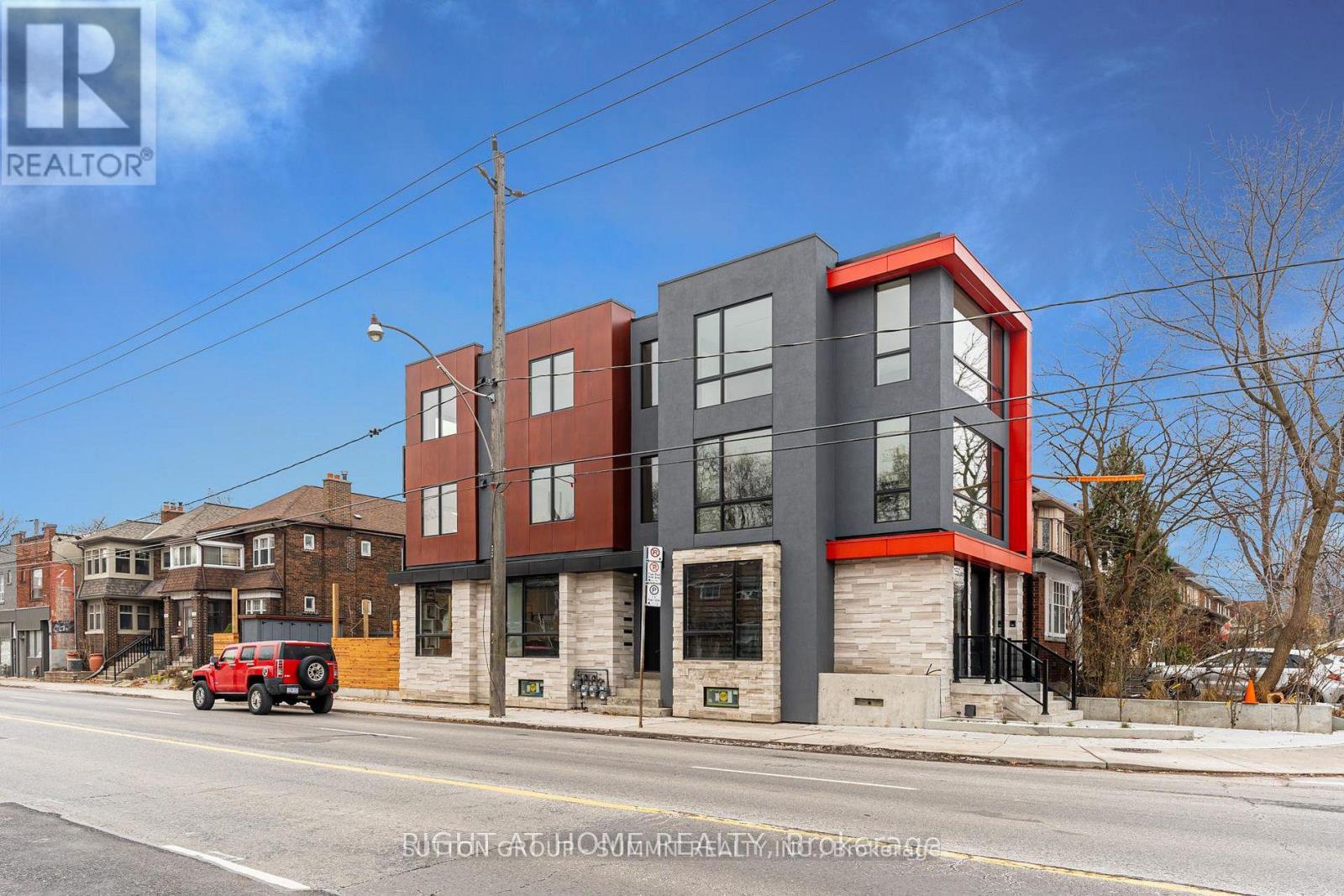 MAIN FLOOR - 218 JANE STREET, Toronto, Ontario