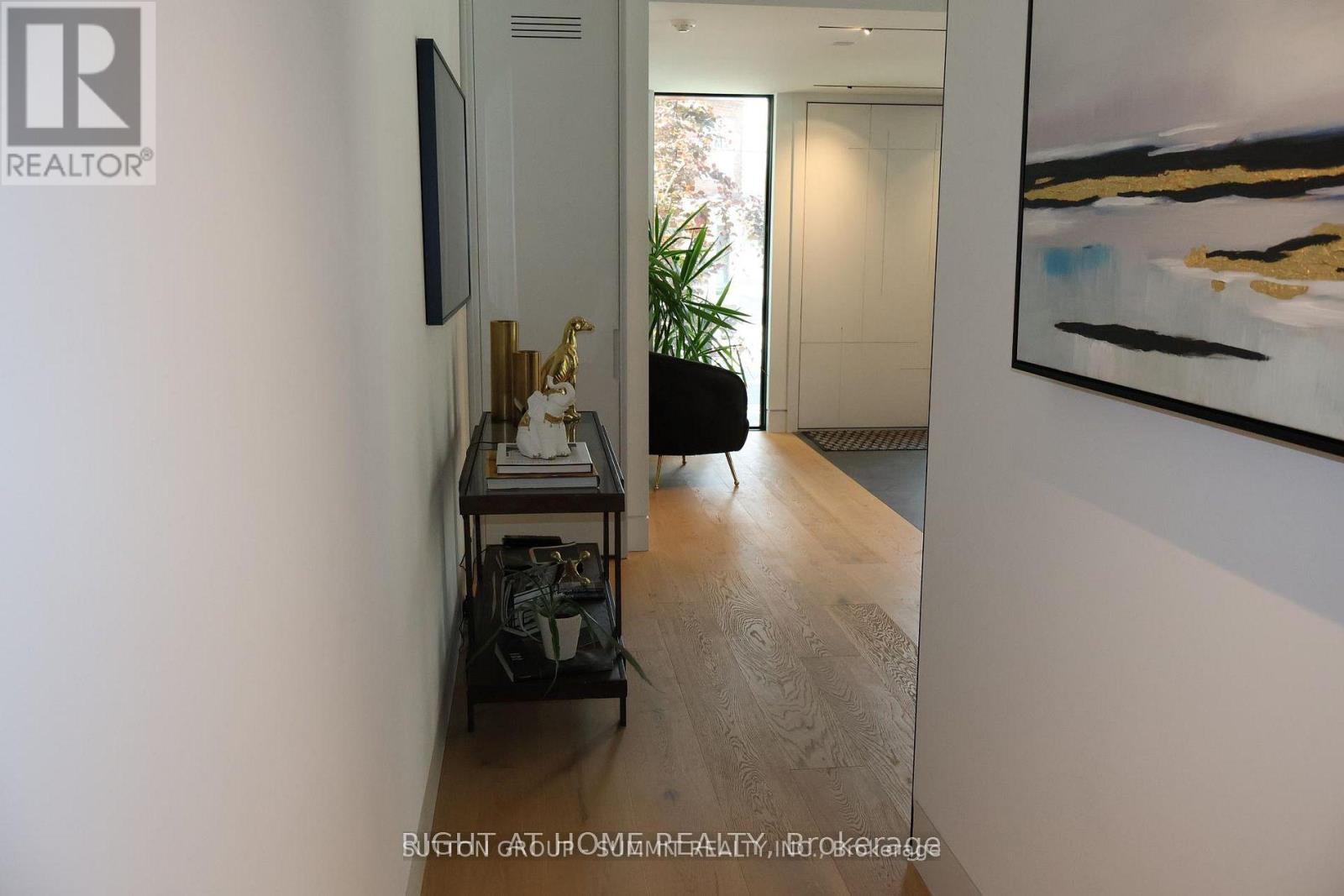 Main Floor - 218 Jane Street, Toronto, Ontario  M6S 3Y9 - Photo 6 - W13090872