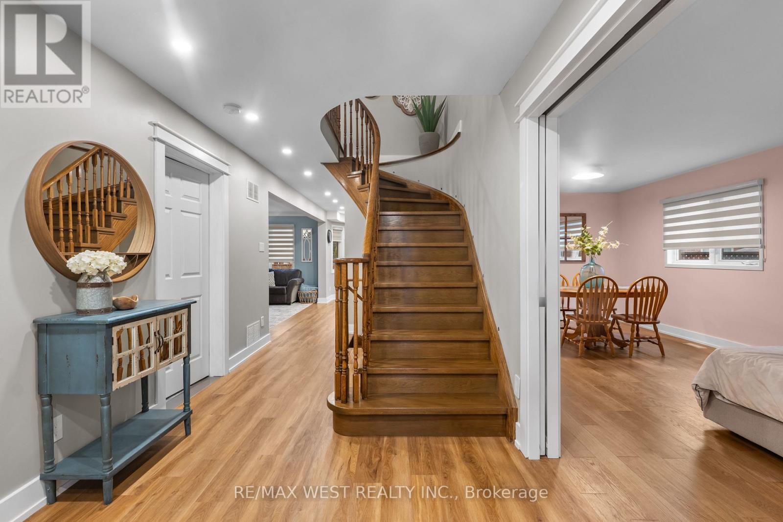12 Berrydown Drive, Caledon, Ontario  L7E 1L8 - Photo 6 - W13090894