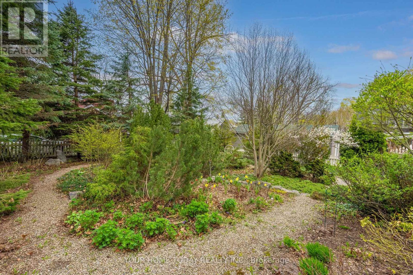 15 Albert Street, Halton Hills, Ontario  L7G 2A8 - Photo 31 - W13090932