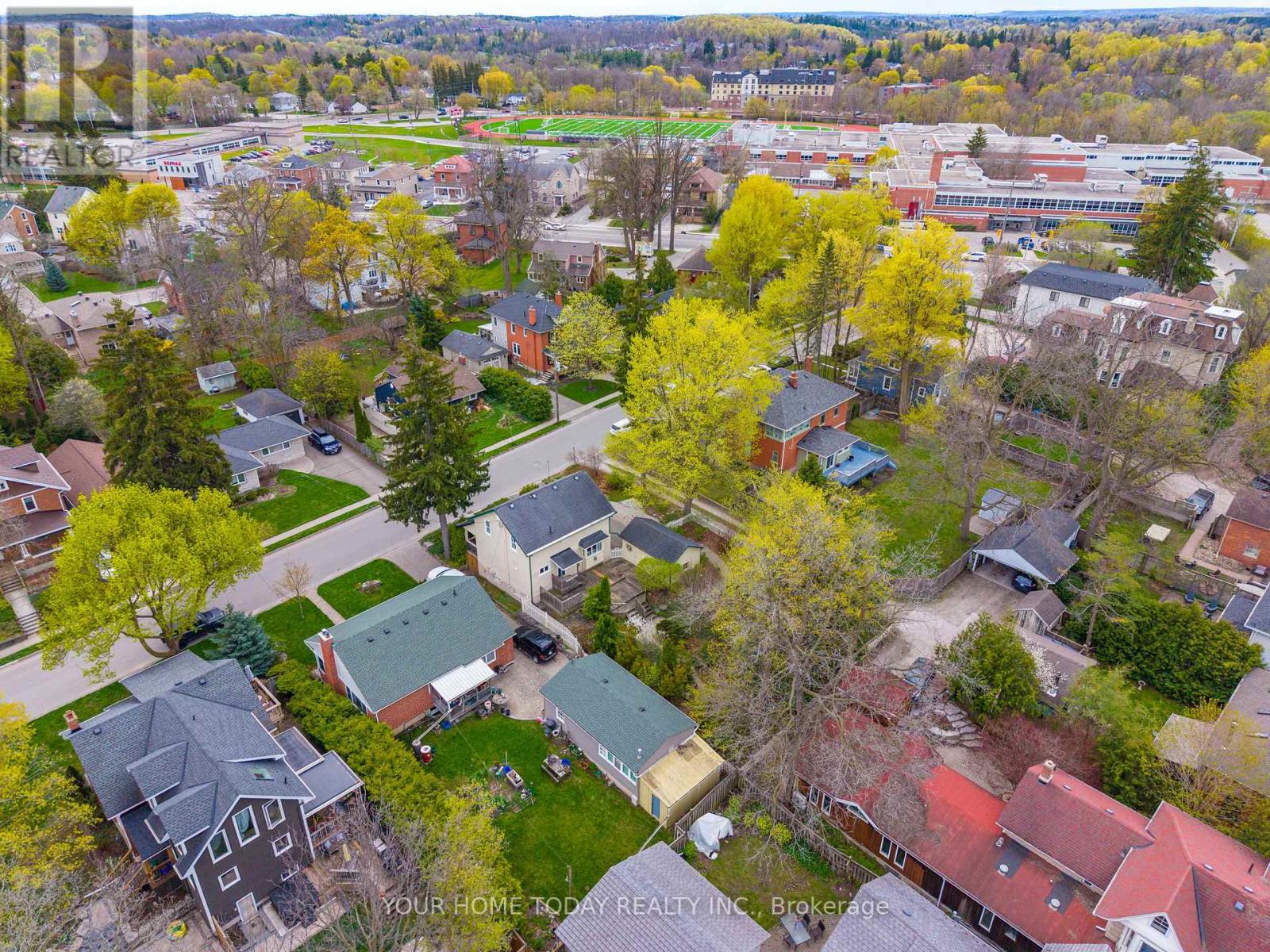 15 Albert Street, Halton Hills, Ontario  L7G 2A8 - Photo 37 - W13090932