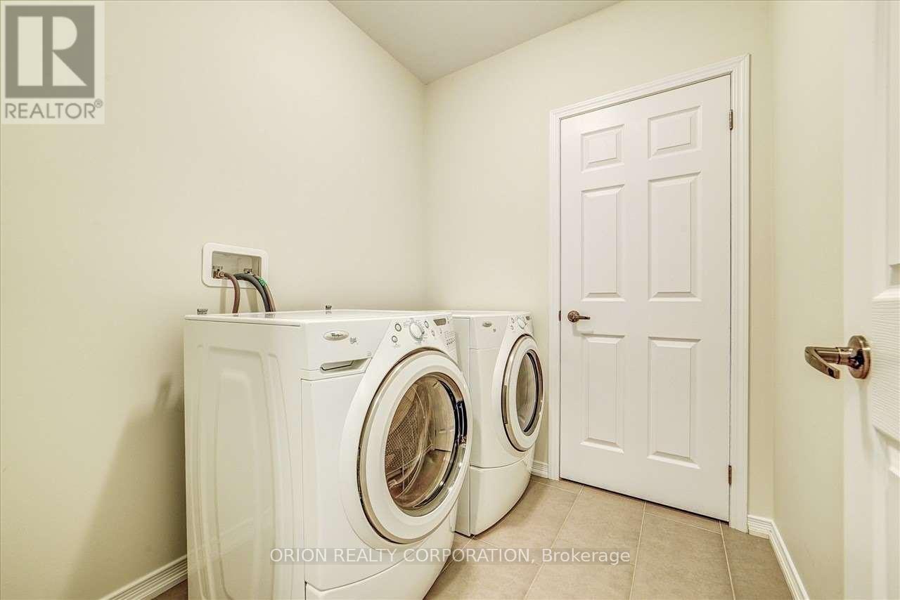 56 Golden Springs Drive N, Brampton, Ontario  L7A 2X1 - Photo 15 - W13090946