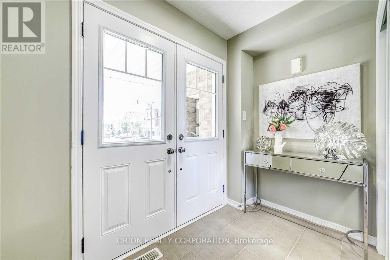 56 Golden Springs Drive N, Brampton, Ontario  L7A 2X1 - Photo 5 - W13090946