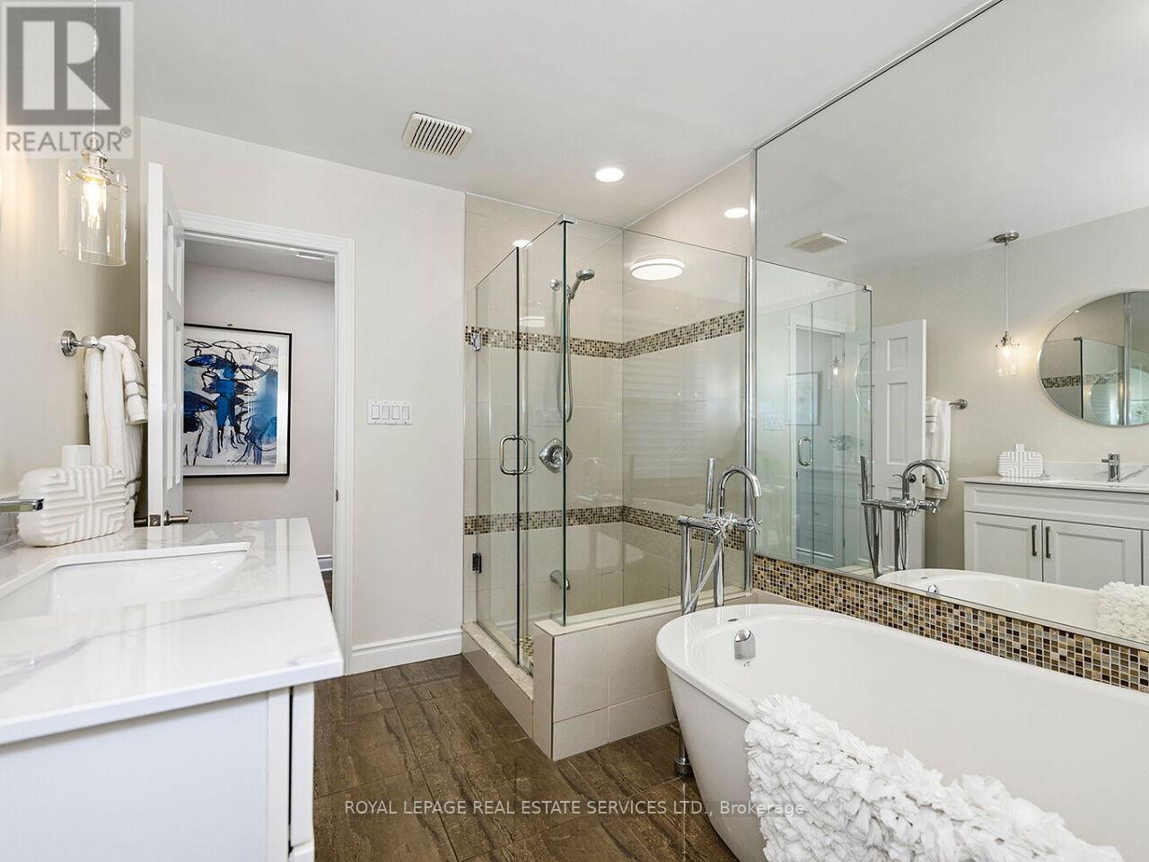 1454 Chasehurst Drive, Mississauga, Ontario  L5J 3A7 - Photo 27 - W13090952