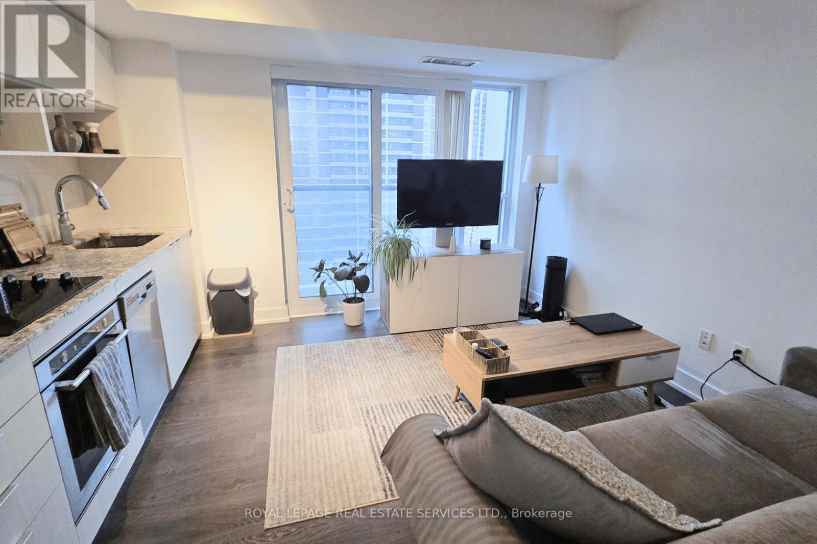 803 - 7 Mabelle Avenue, Toronto, Ontario  M9A 4Y1 - Photo 3 - W13091020