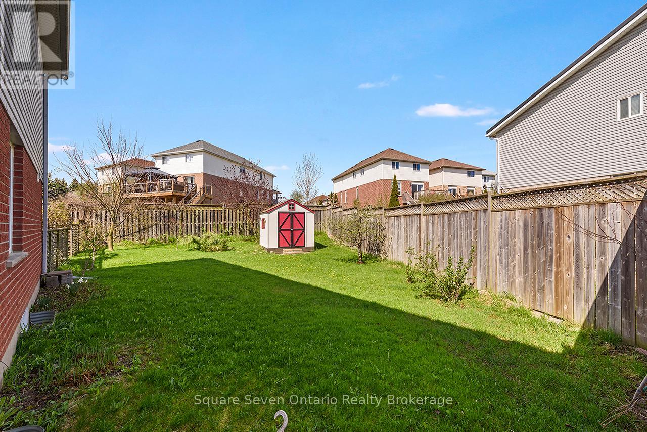 635 Commonwealth Crescent, Kitchener, Ontario  N2E 4J9 - Photo 45 - X13090770