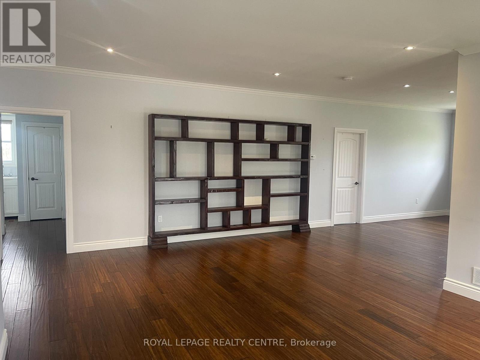20 Carlisle Road, Hamilton, Ontario  L8B 1C9 - Photo 7 - X13090922