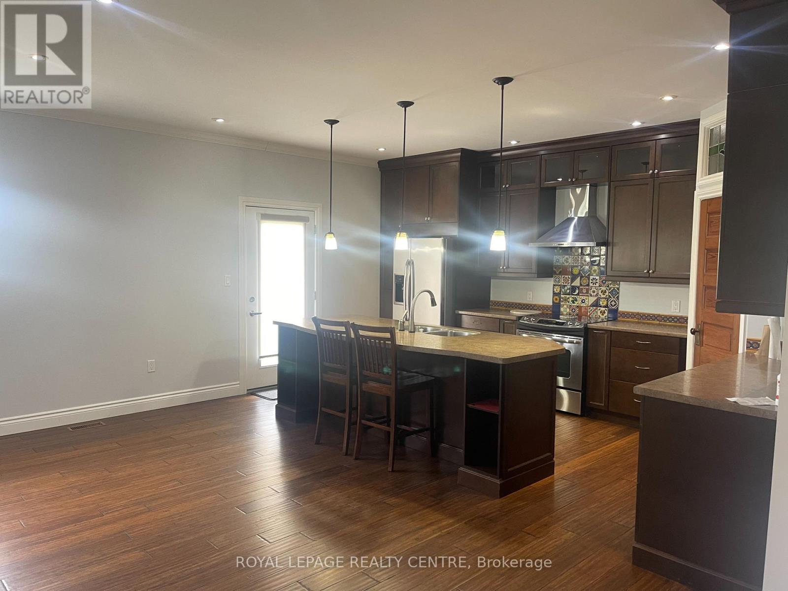 20 Carlisle Road, Hamilton, Ontario  L8B 1C9 - Photo 9 - X13090922