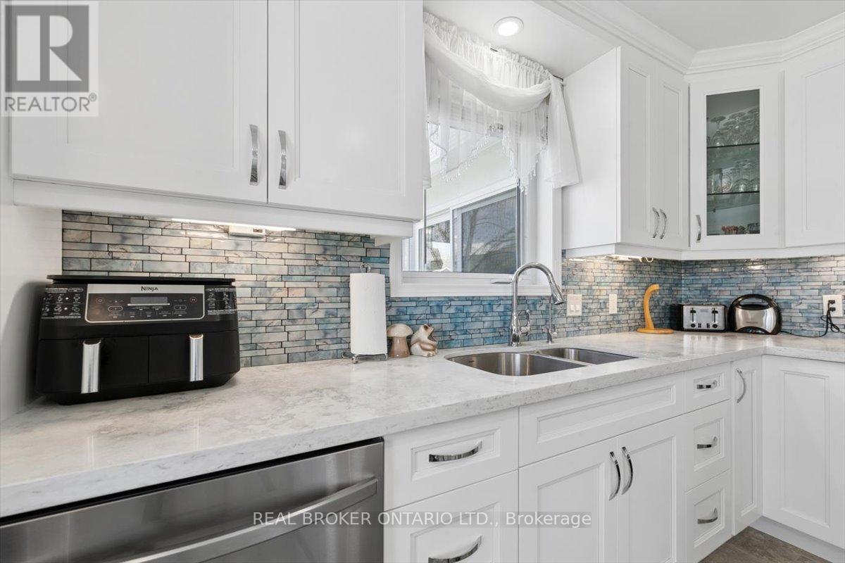 17 Greenfield Place, Wilmot, Ontario  N3A 2G6 - Photo 17 - X13090940
