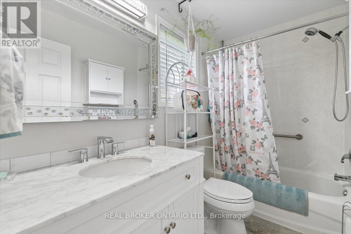 17 Greenfield Place, Wilmot, Ontario  N3A 2G6 - Photo 25 - X13090940