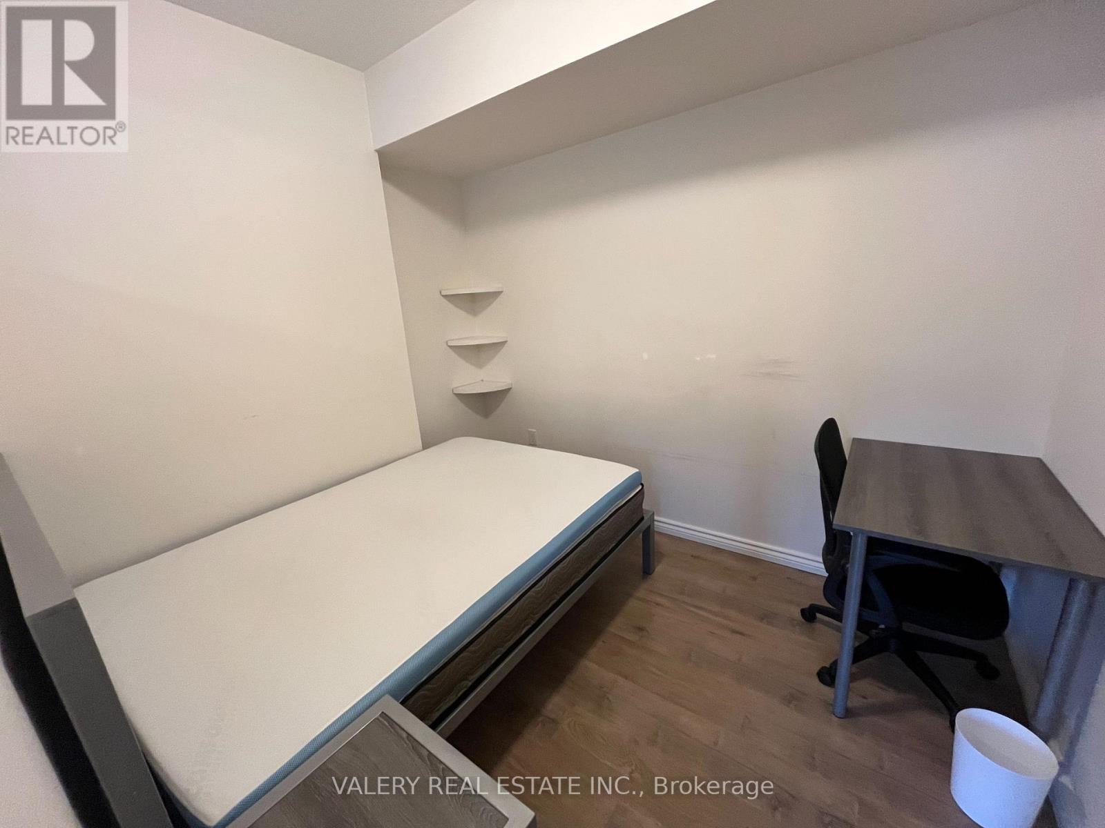 A508 - 275 Larch Street, Waterloo, Ontario  N2L 3R2 - Photo 10 - X13090942