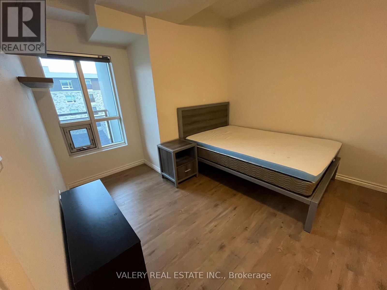 A508 - 275 Larch Street, Waterloo, Ontario  N2L 3R2 - Photo 4 - X13090942