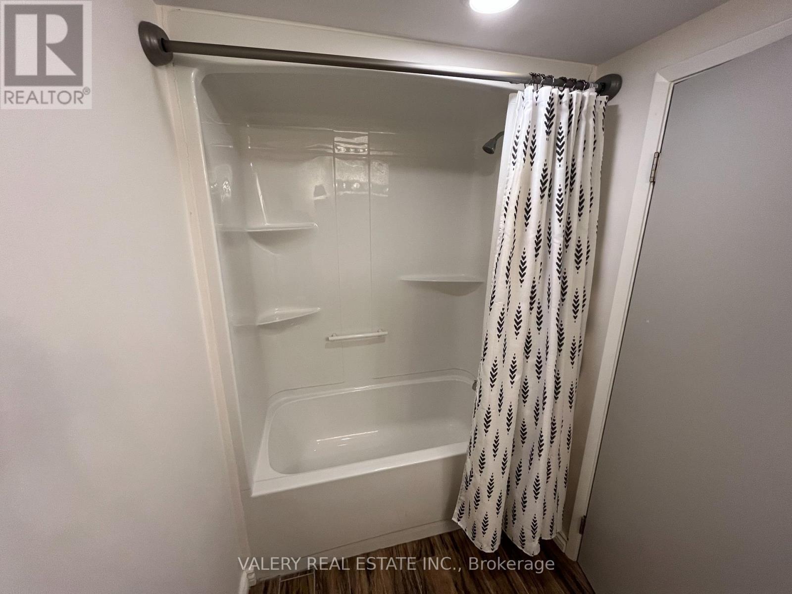 A508 - 275 Larch Street, Waterloo, Ontario  N2L 3R2 - Photo 7 - X13090942