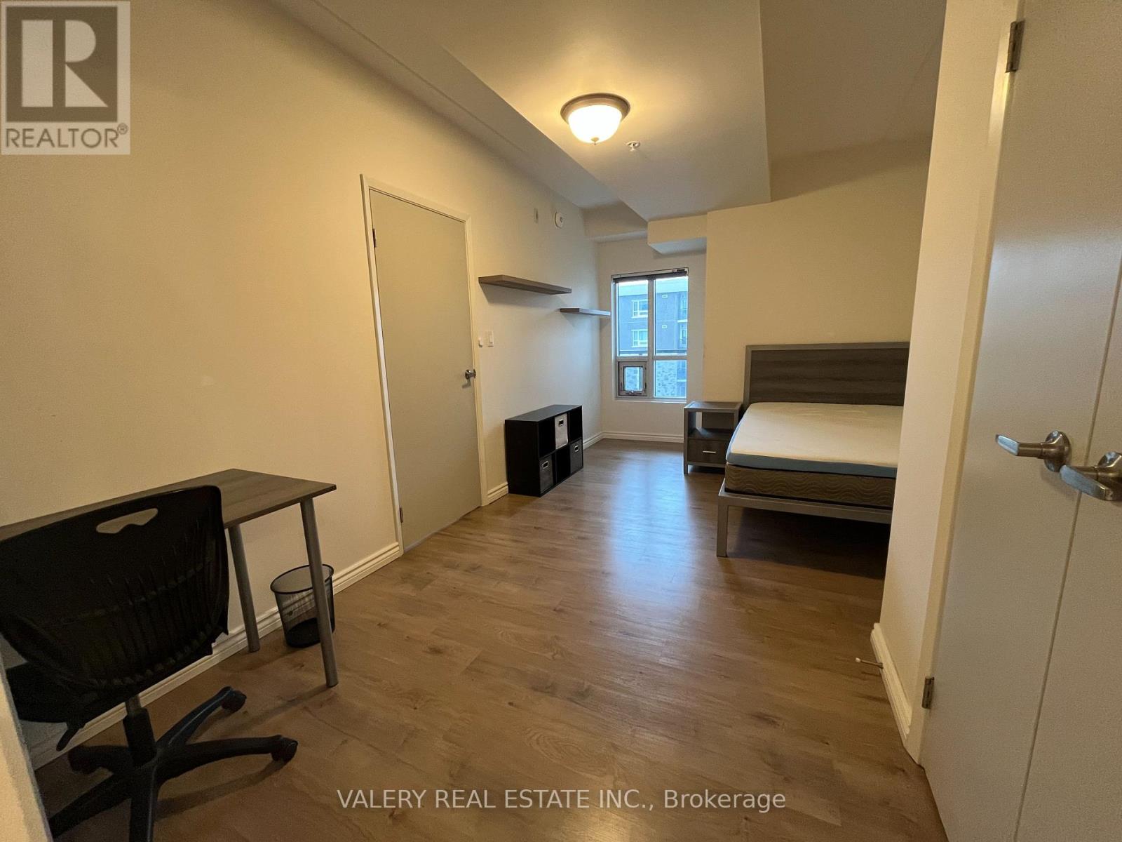 A508 - 275 Larch Street, Waterloo, Ontario  N2L 3R2 - Photo 8 - X13090942