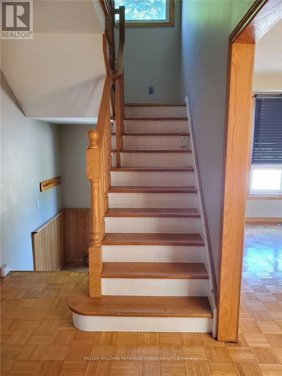 598 Middlewoods Drive, London North, Ontario  N6G 1W8 - Photo 2 - X13091034