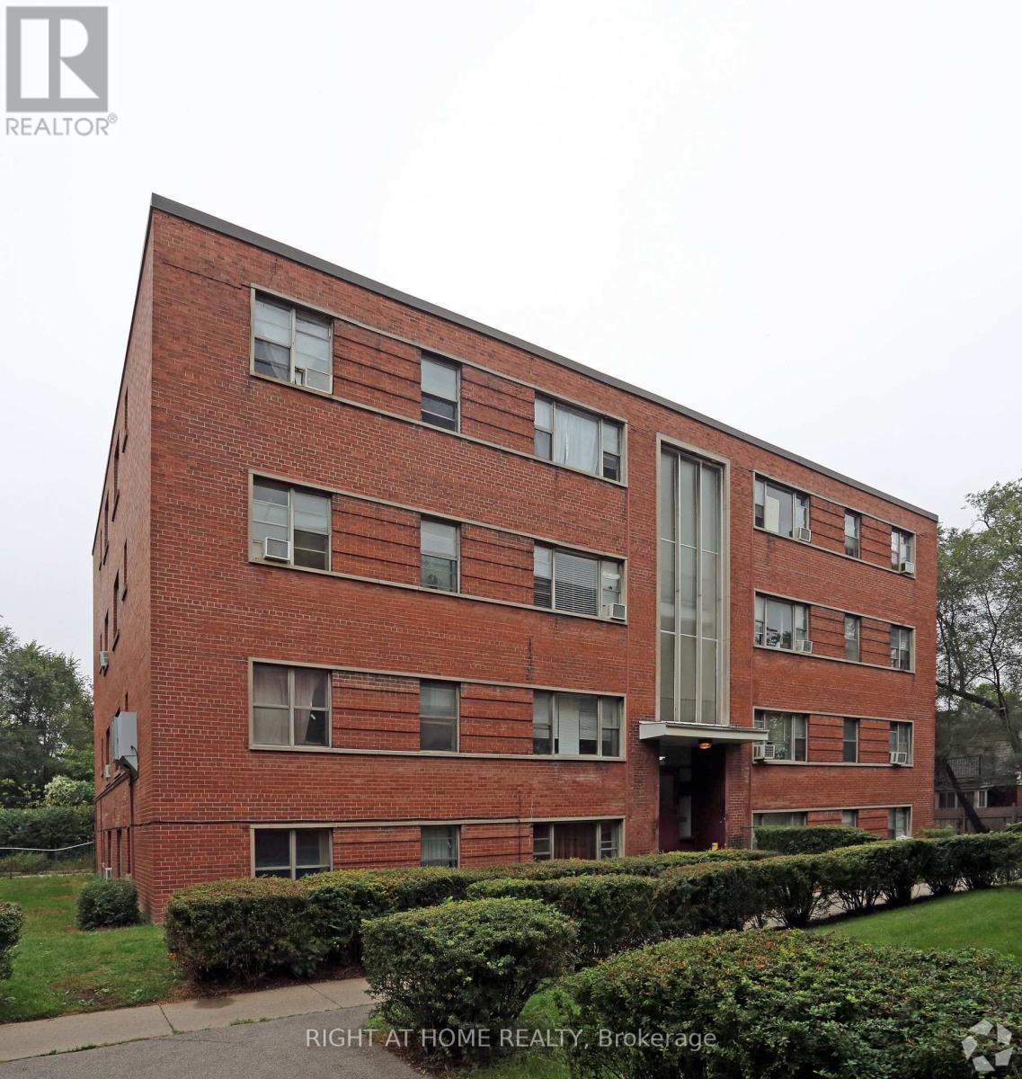 1 - 151 STINSON STREET, Hamilton, Ontario