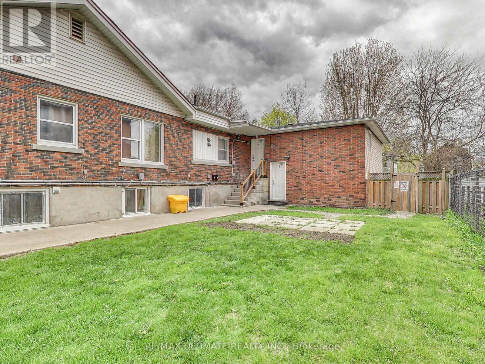 Apt 7 - 135 Chatham Street, Brantford, Ontario  N3S 4G5 - Photo 2 - X13091060