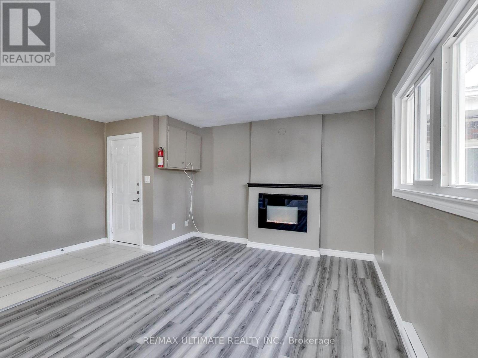 Apt 7 - 135 Chatham Street, Brantford, Ontario  N3S 4G5 - Photo 7 - X13091060