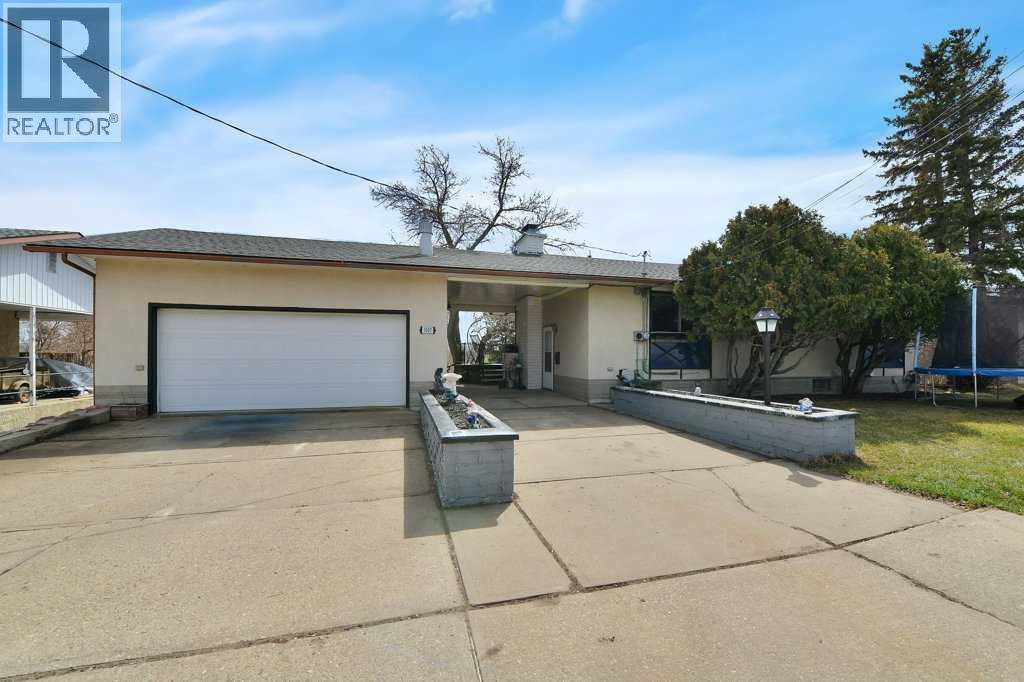 5007 Shull Street, blackfalds, Alberta