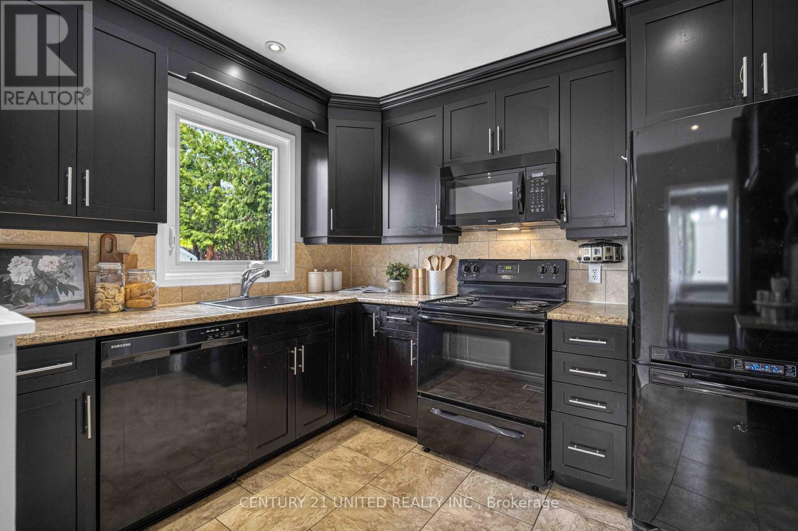 1459 Westbrook Drive, Peterborough, Ontario  K9J 6R5 - Photo 11 - X13091090