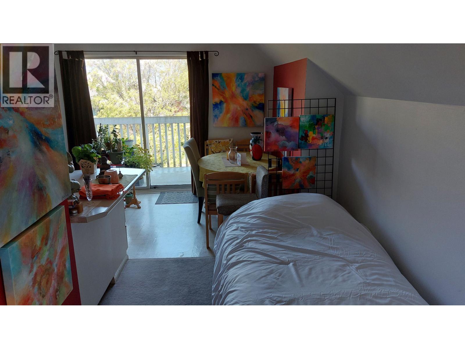 1951 Napier Street, Vancouver, British Columbia  V5L 2N6 - Photo 14 - R3119550