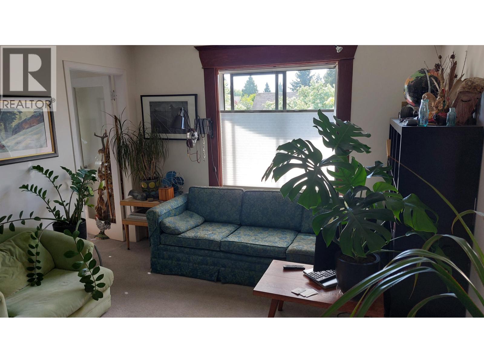 1951 Napier Street, Vancouver, British Columbia  V5L 2N6 - Photo 9 - R3119550