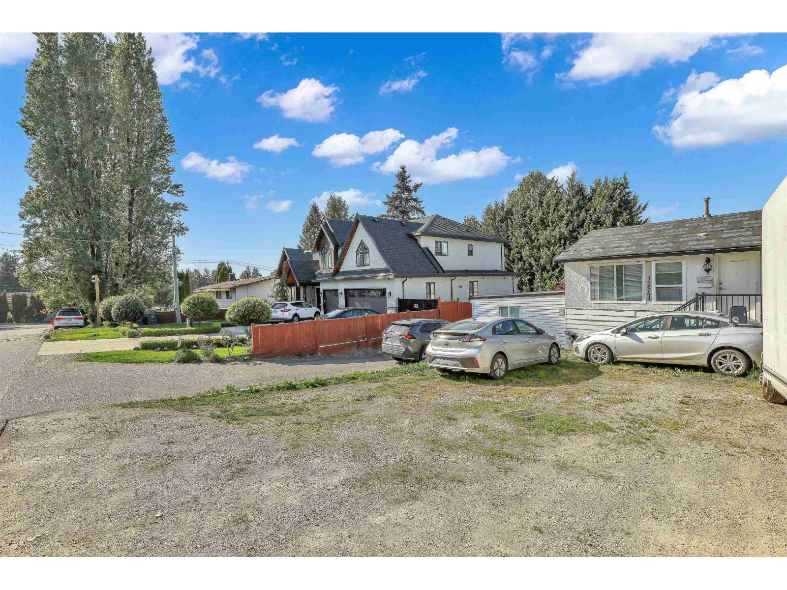 12841 98 Avenue, Surrey, British Columbia  V3T 1B1 - Photo 4 - R3119661