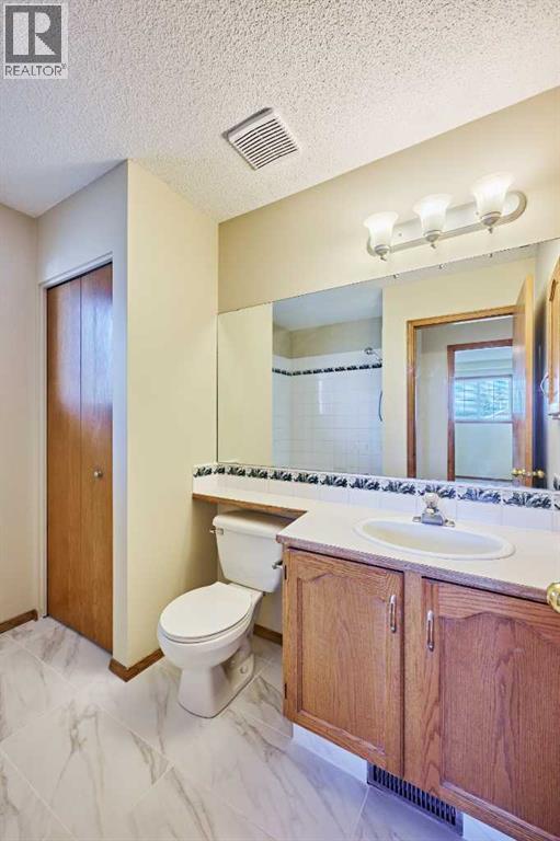 177 Harvest Hills Drive NE, Calgary, Alberta  T3K 3Y1 - Photo 37 - A2286002