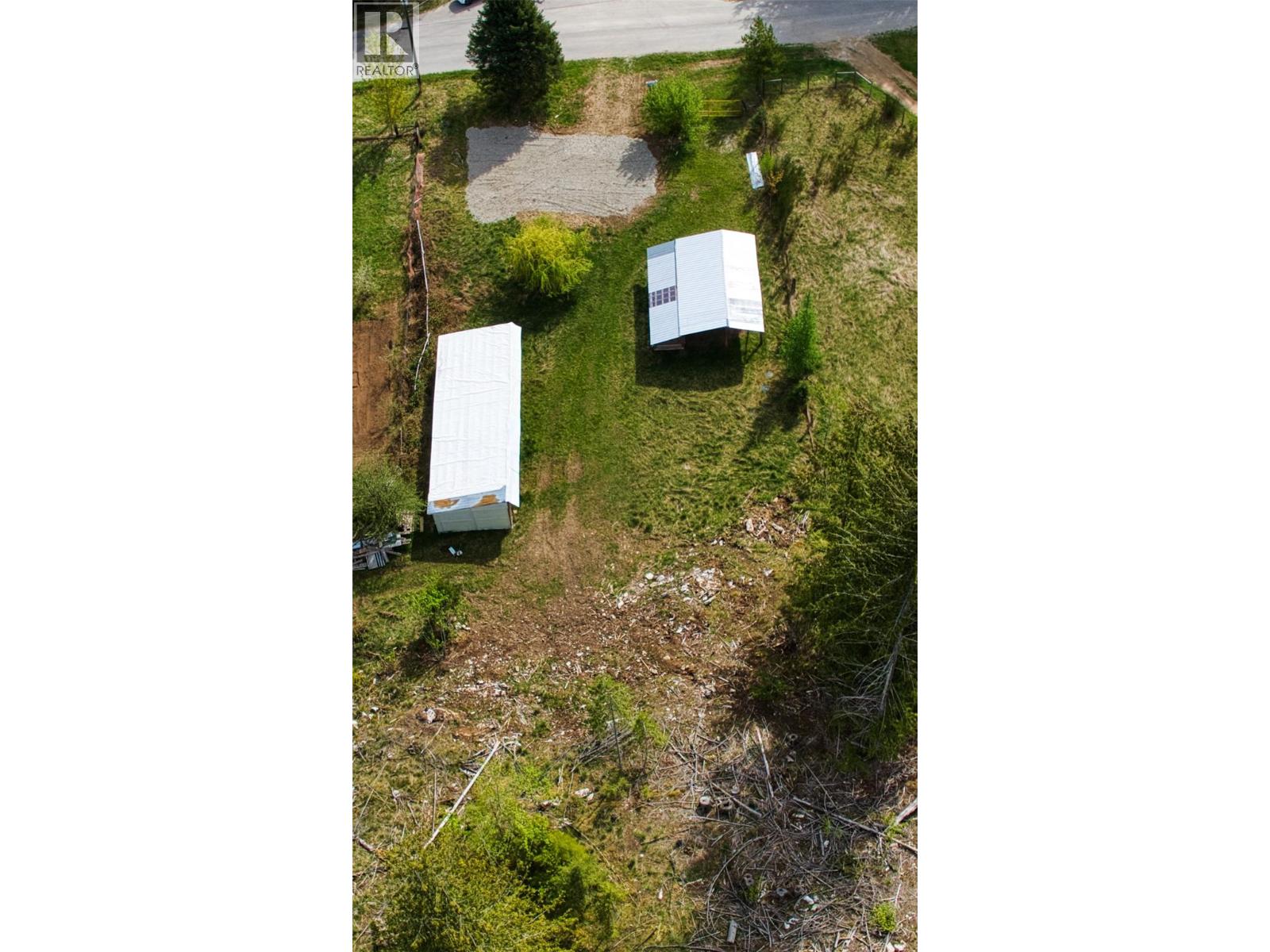 15775 Peters Road Road, Crawford Bay, British Columbia  V0B 1E0 - Photo 3 - 10385850