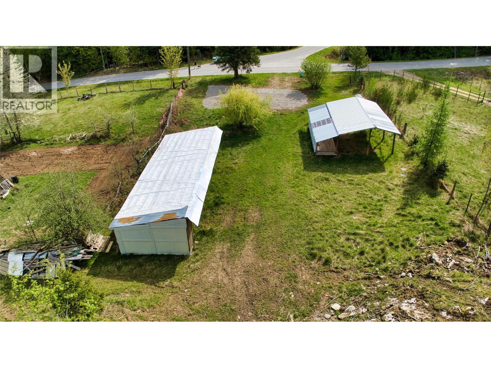 15775 Peters Road Road, Crawford Bay, British Columbia  V0B 1E0 - Photo 4 - 10385850