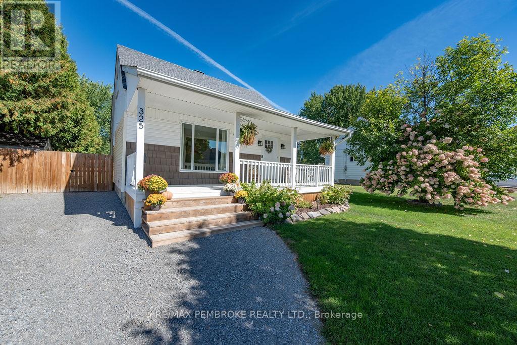 325 CHAMBERLAIN STREET, Pembroke, Ontario