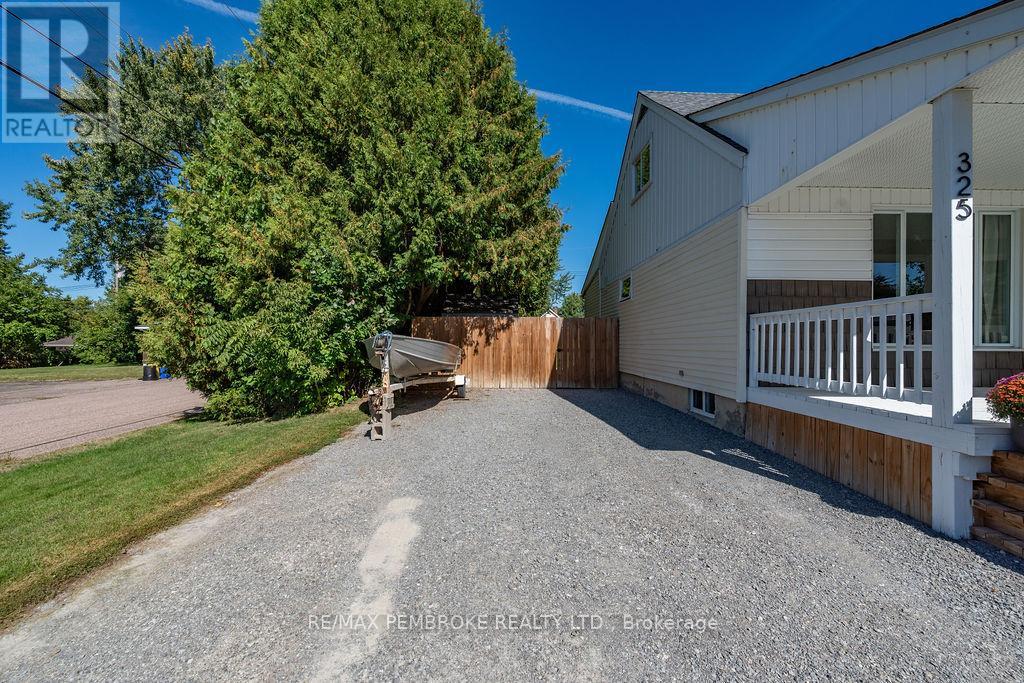 325 Chamberlain Street, Pembroke, Ontario  K8A 2M7 - Photo 40 - X13091208