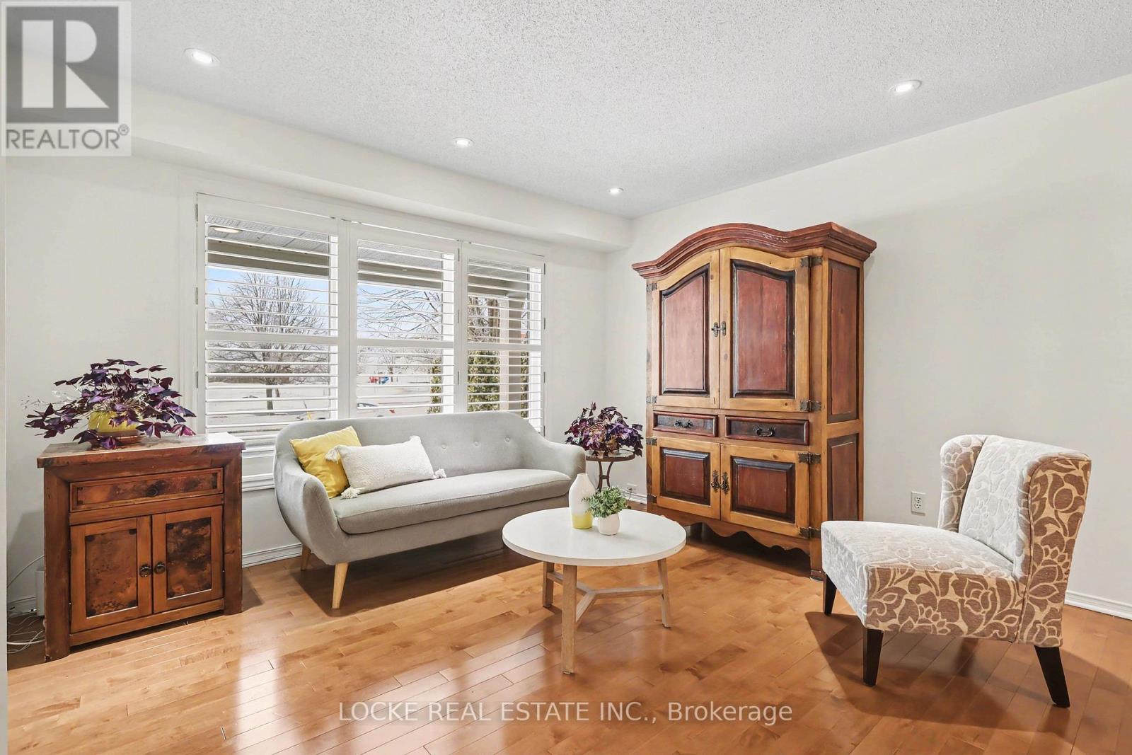 6020 Longleaf Drive, Ottawa, Ontario  K1W 1J2 - Photo 8 - X13091154