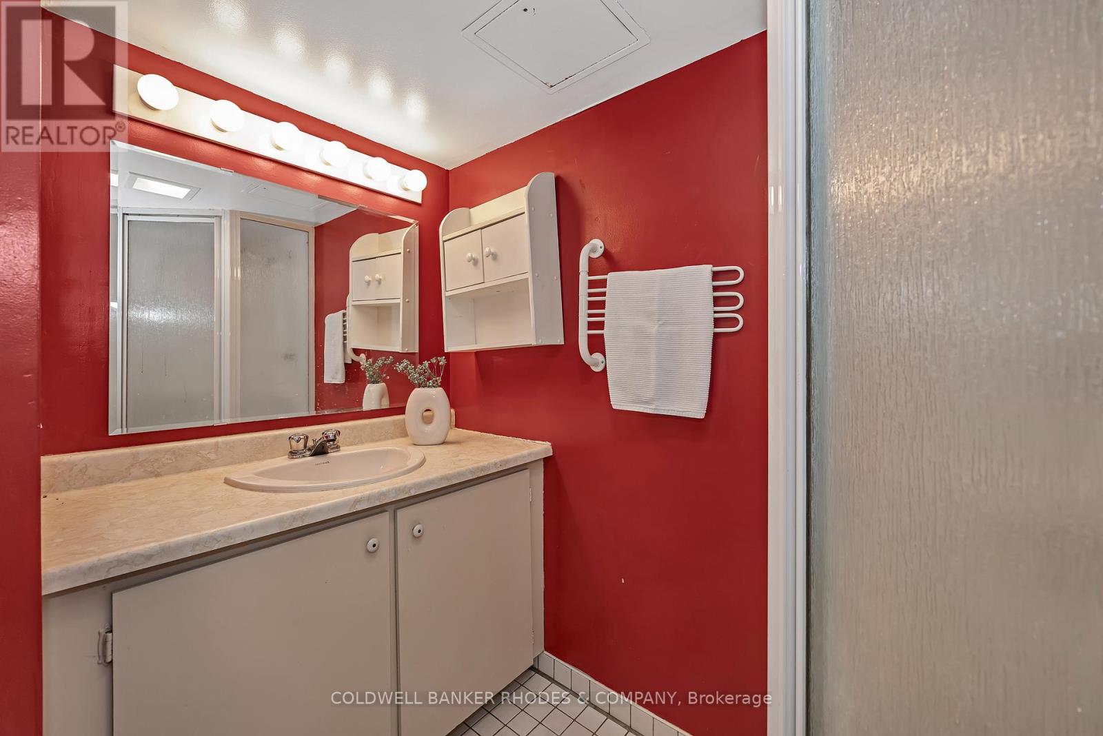 2047 Woodglen Crescent, Ottawa, Ontario  K1J 6G6 - Photo 29 - X13091184