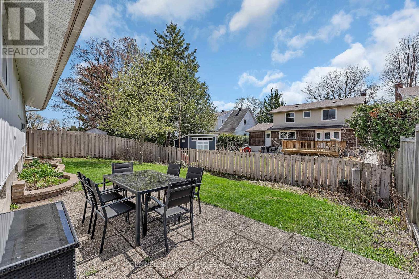 2047 Woodglen Crescent, Ottawa, Ontario  K1J 6G6 - Photo 35 - X13091184