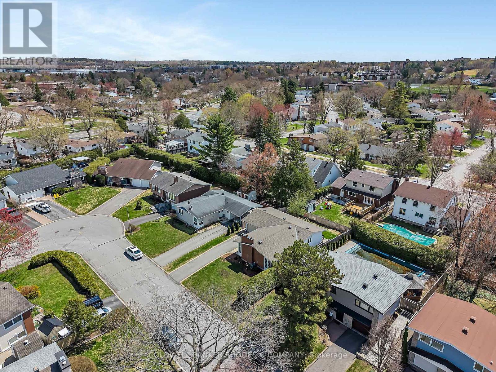 2047 Woodglen Crescent, Ottawa, Ontario  K1J 6G6 - Photo 41 - X13091184