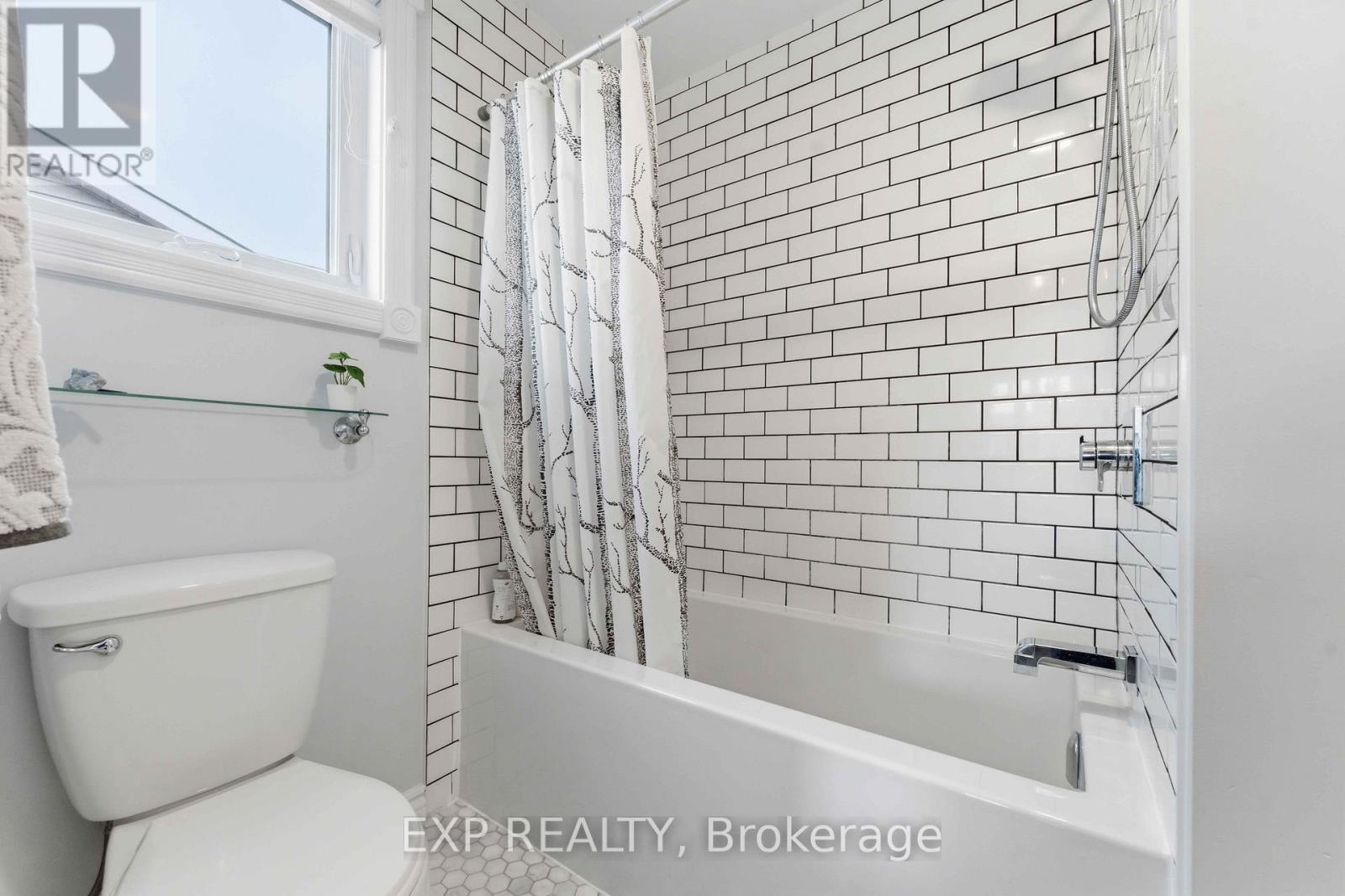 31 Four Seasons Drive, Ottawa, Ontario  K2E 7P9 - Photo 28 - X13091200