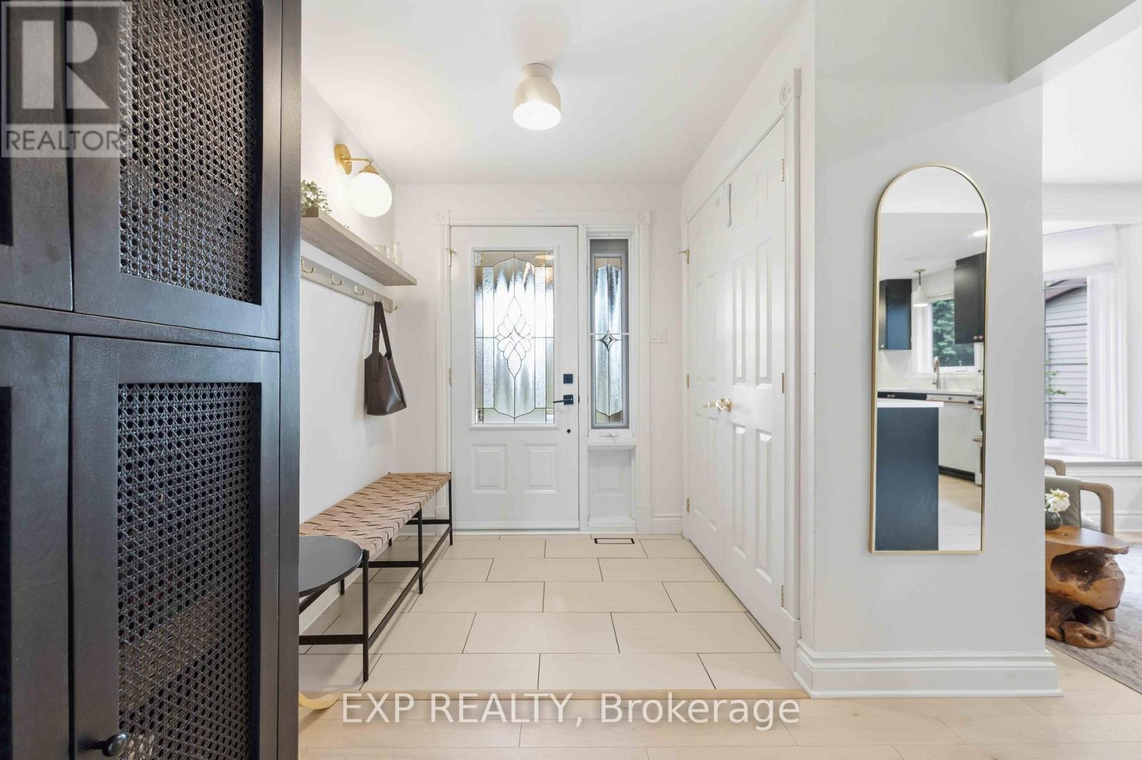 31 Four Seasons Drive, Ottawa, Ontario  K2E 7P9 - Photo 3 - X13091200