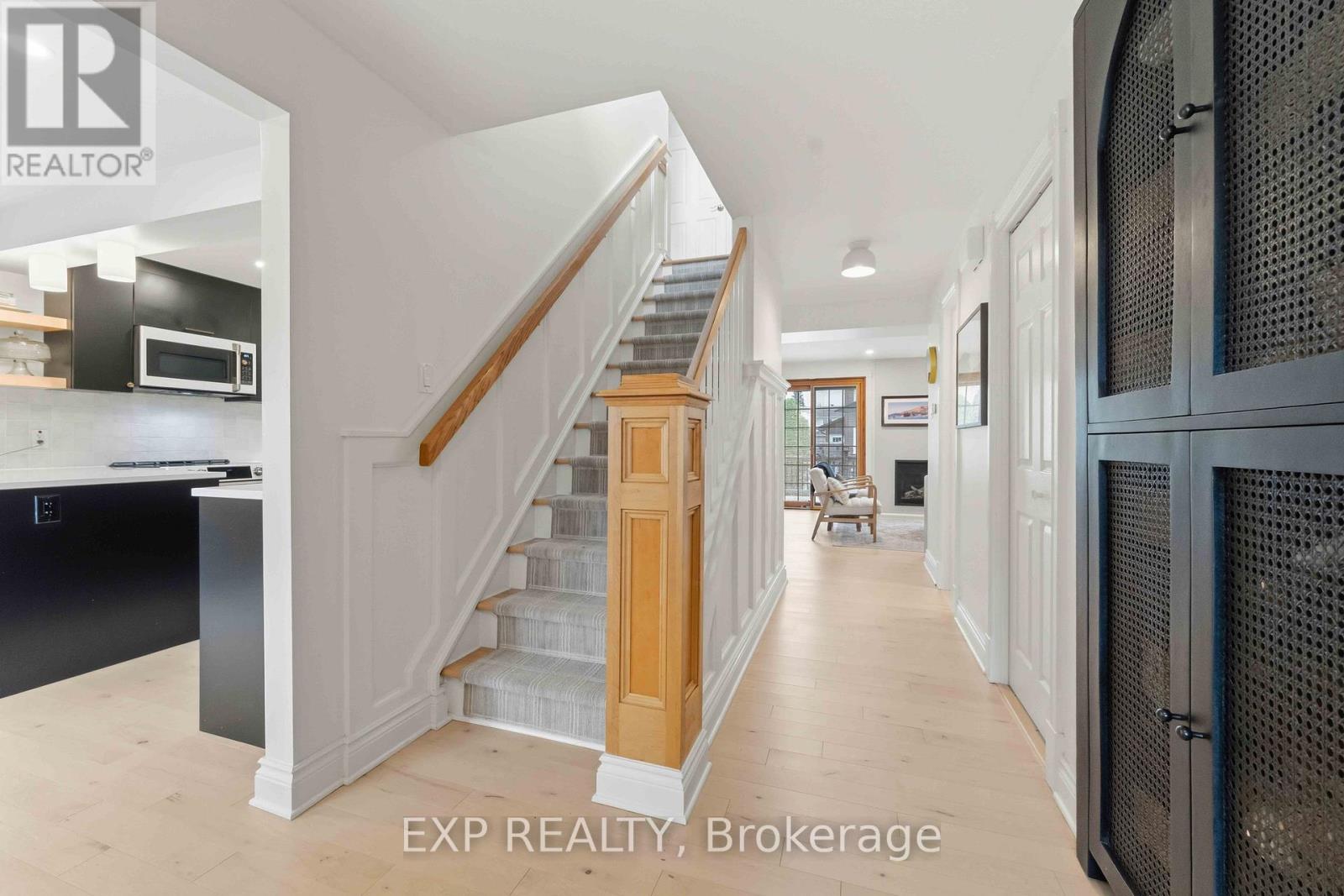 31 Four Seasons Drive, Ottawa, Ontario  K2E 7P9 - Photo 4 - X13091200