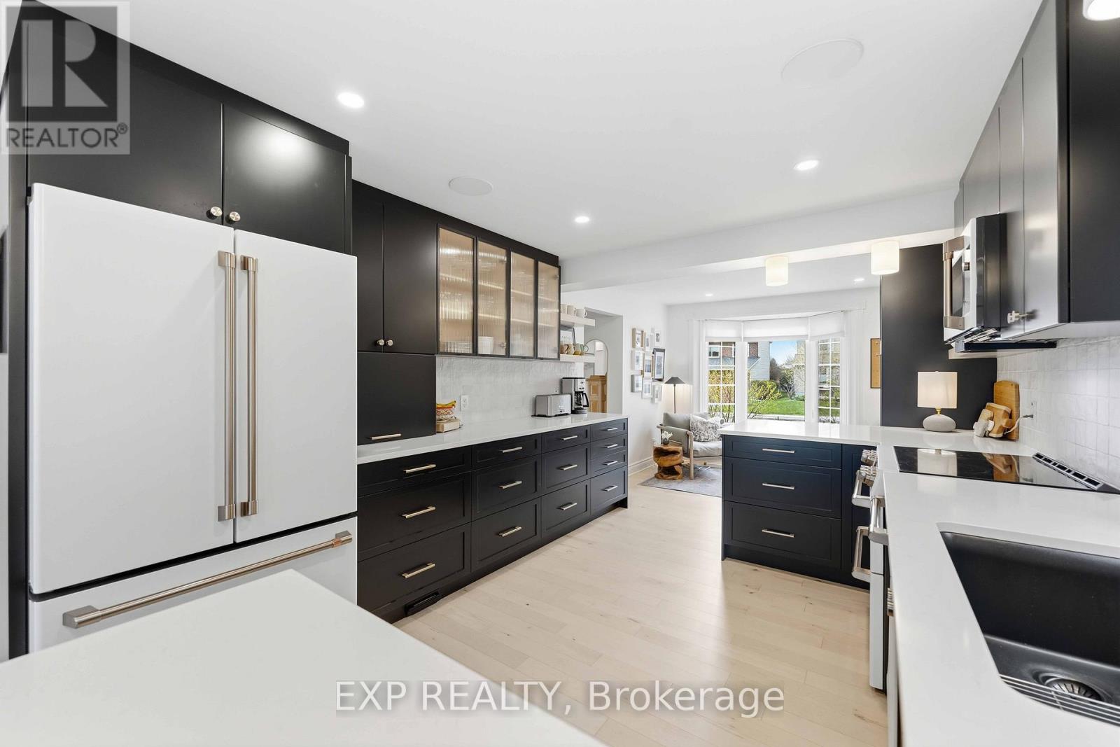 31 Four Seasons Drive, Ottawa, Ontario  K2E 7P9 - Photo 6 - X13091200